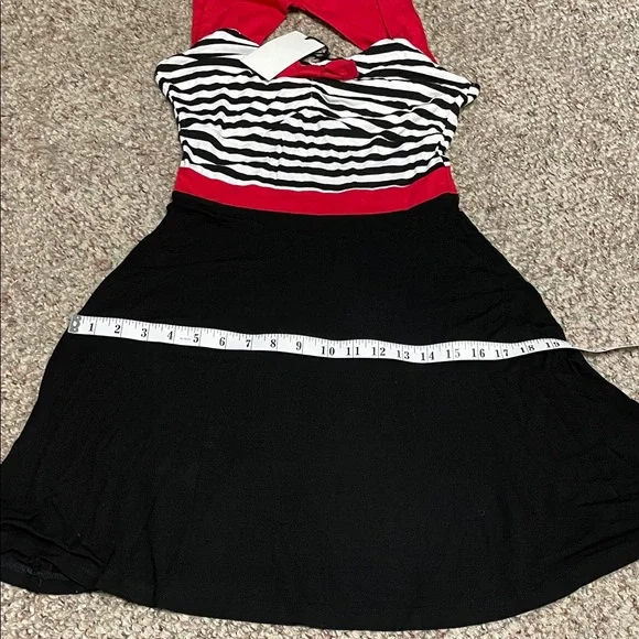 Sourpuss new retro look Black and Red Dress with Bow Detail - Picture 5 of 8